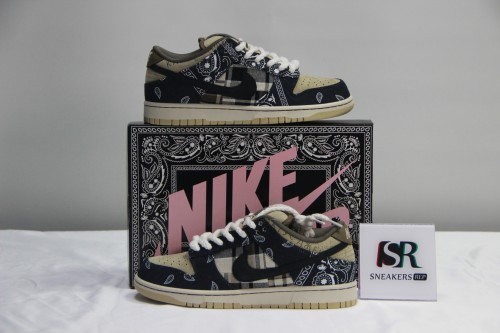 Nike SB Dunk Low Travis Scott CT5053-001