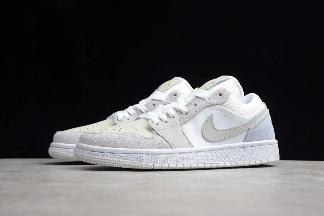 Jordan 1 Low Paris CV3043-100