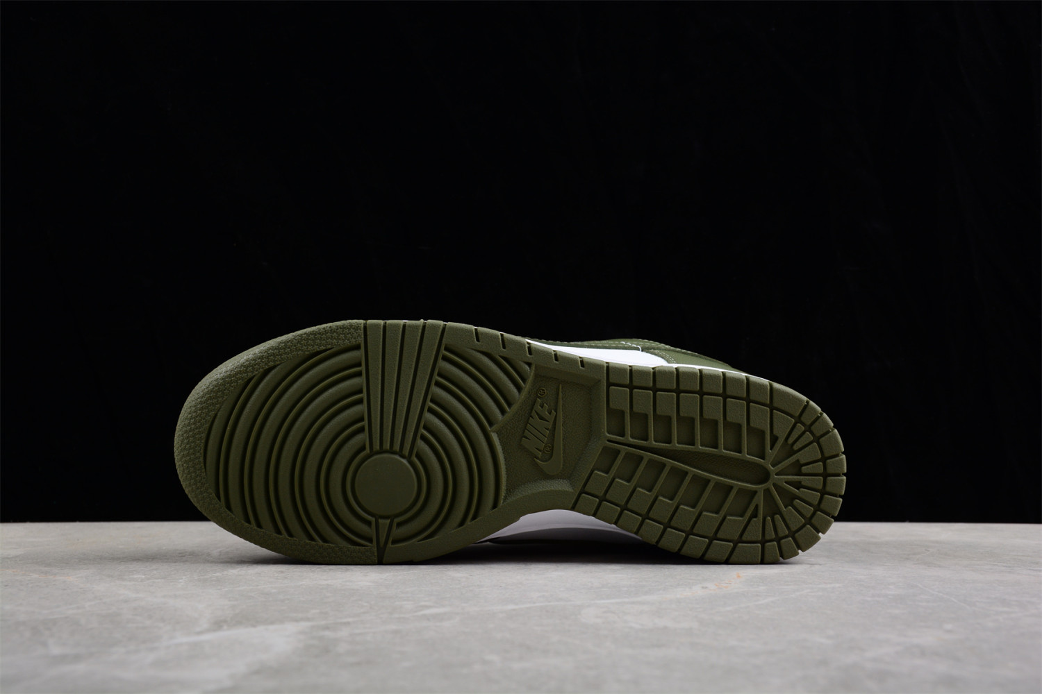 Nike Dunk Low Medium Olive (Women