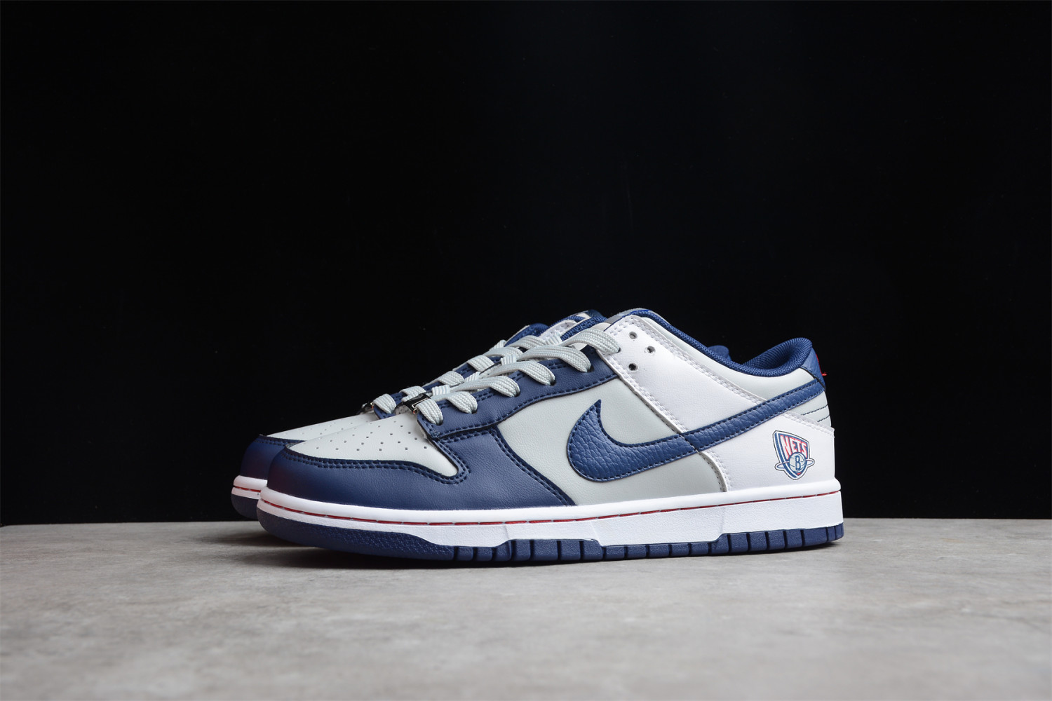 Nike Dunk Low EMB NBA 75th Anniversary Brooklyn Nets DD3363-001