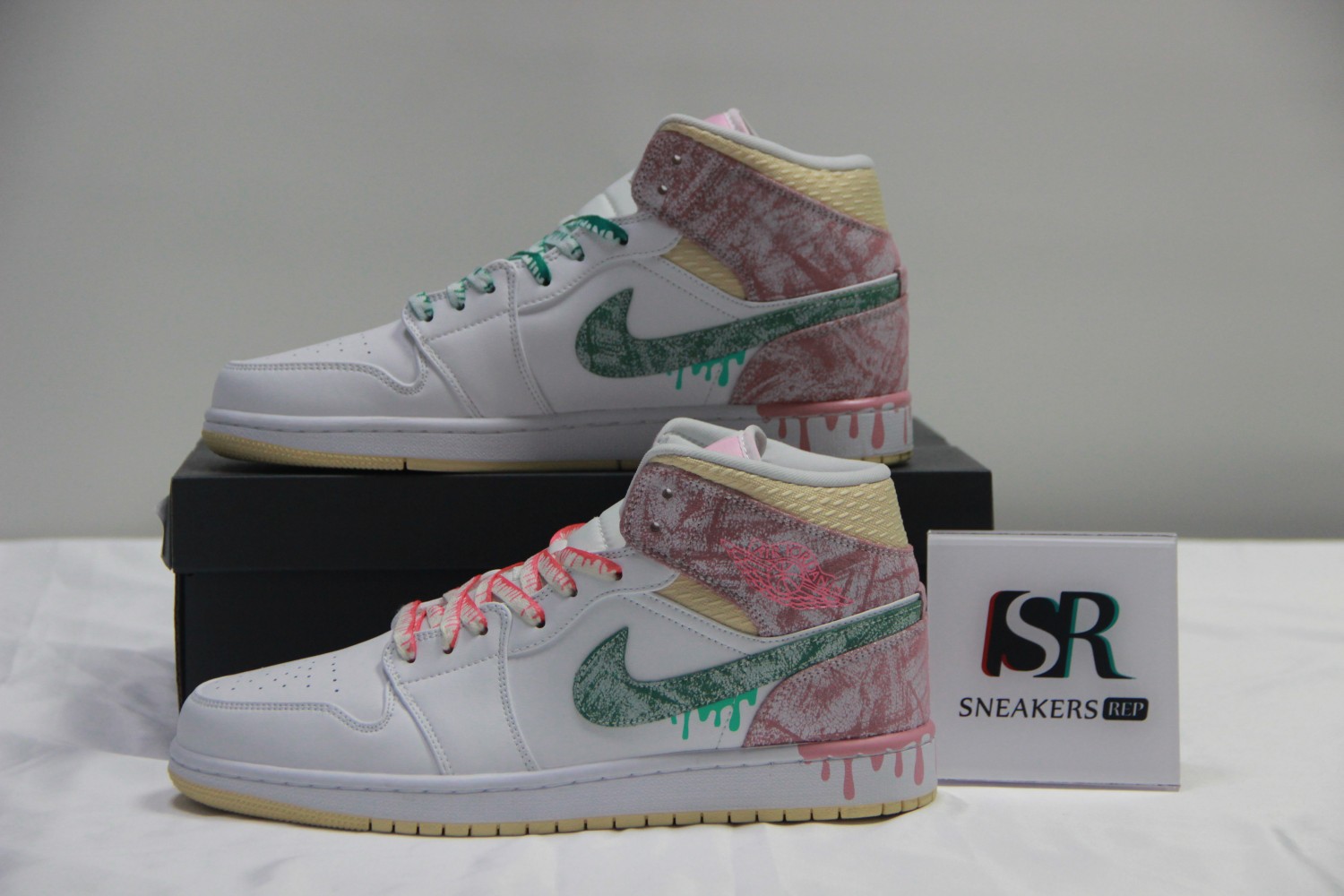 Jordan 1 Mid Paint Drip (GS) DD1666-100