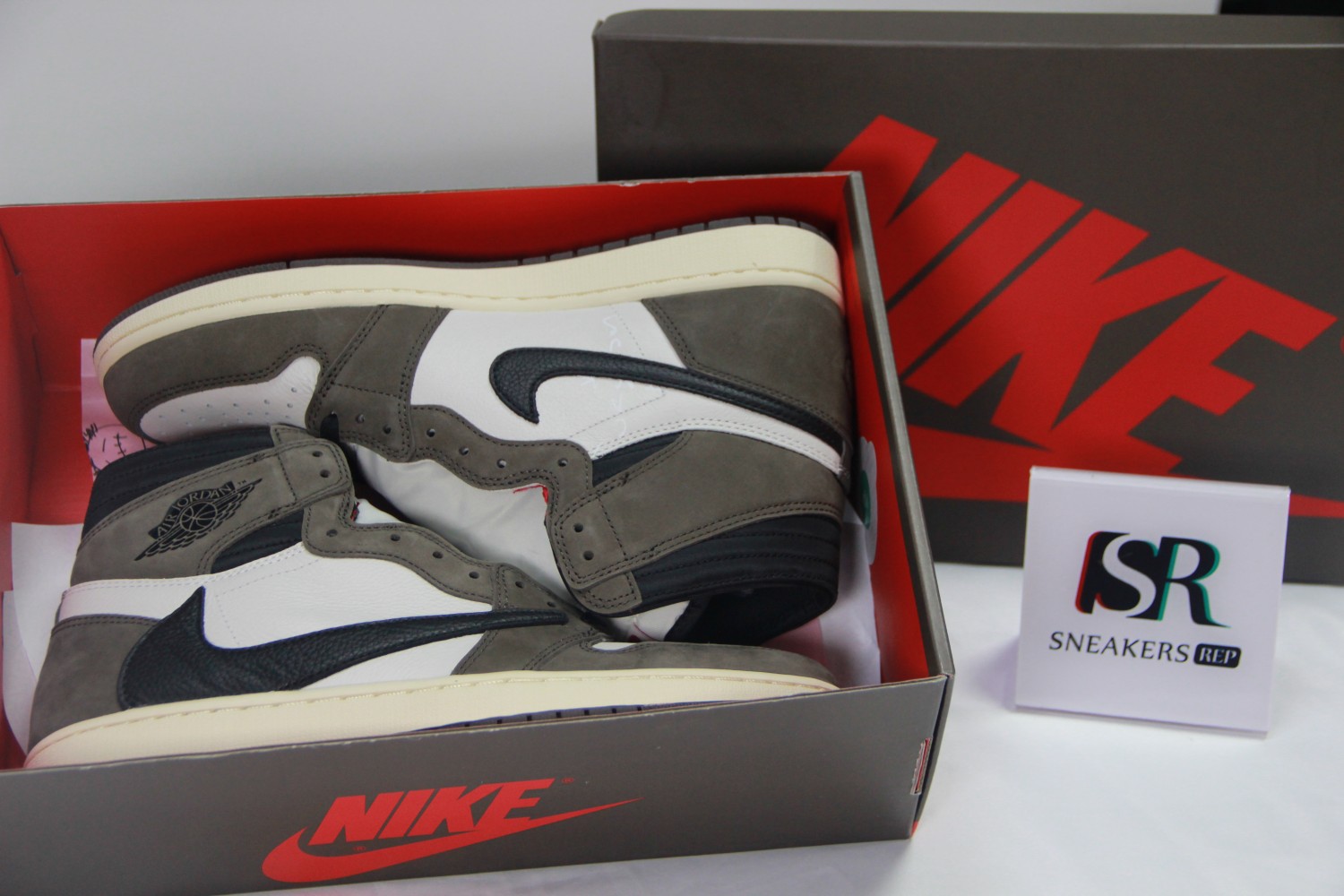 Jordan 1 Retro High OG SP Travis Scott CD4487-100