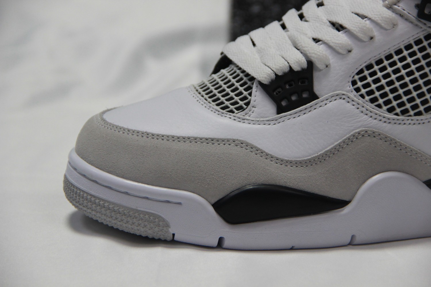 Jordan 4 Retro Military Black DH6927-111