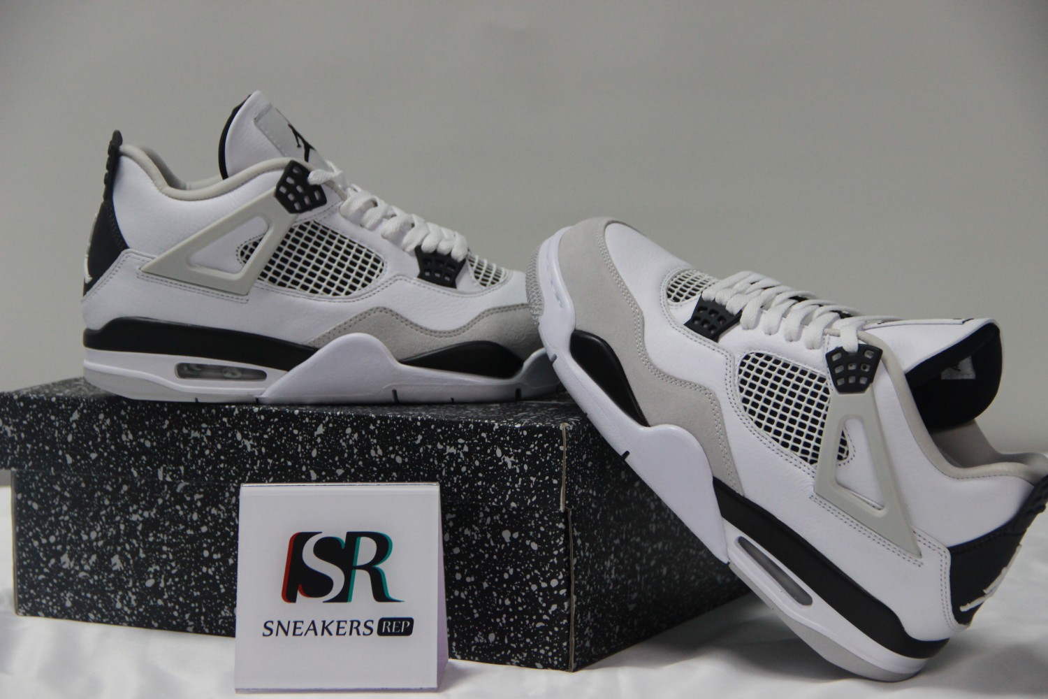 Jordan 4 Retro Military Black DH6927-111