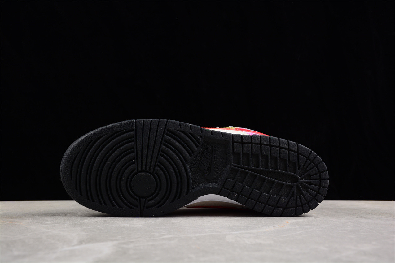 Nike SB Dunk Low Paris 308270-111