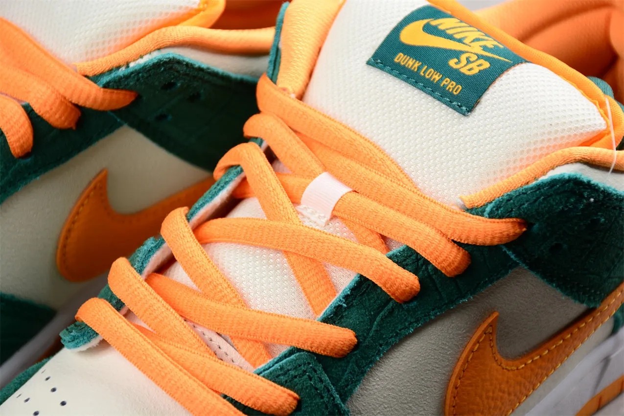 Nike SB Dunk Low Legion Pine Kumquat 304292-383