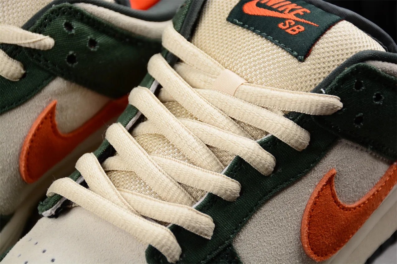 Nike SB Dunk Low Eire 304292-185