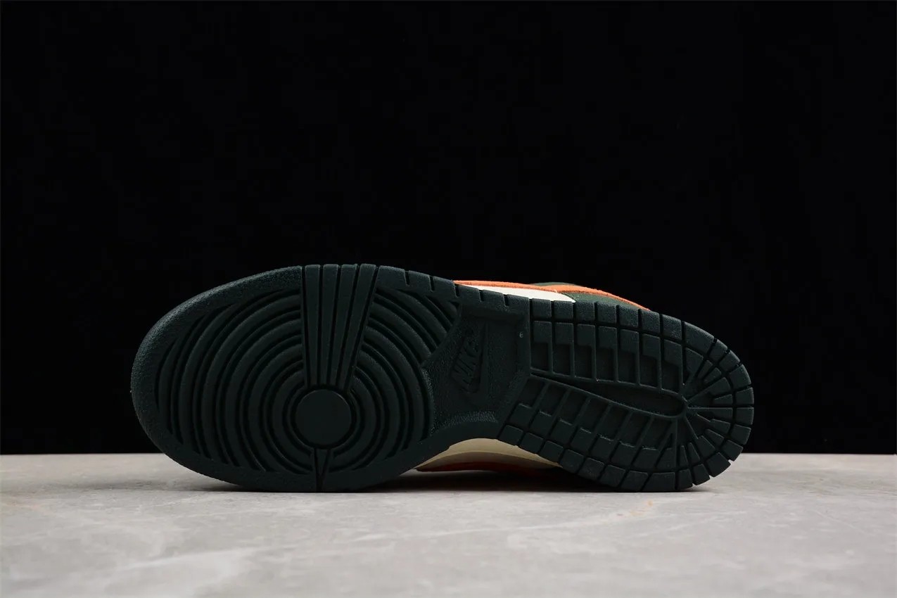 Nike SB Dunk Low Eire 304292-185