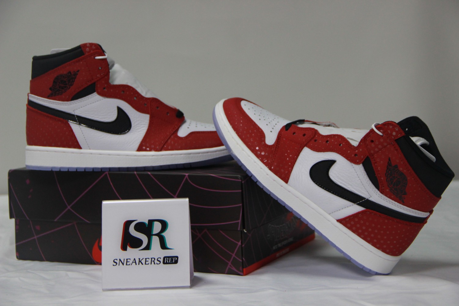 Jordan 1 Retro High Spider Man Origin Story (Special Box) 555088-602