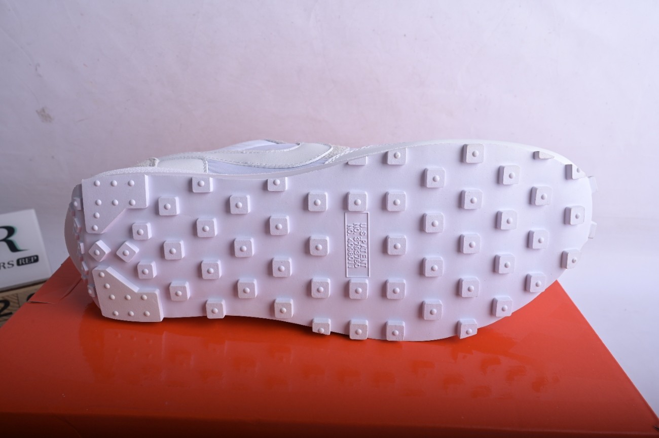 Nike LD Waffle sacai White Nylon BV0073-101