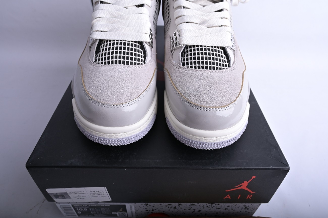 Jordan 4 Retro Frozen Moments (W) AQ9129-001