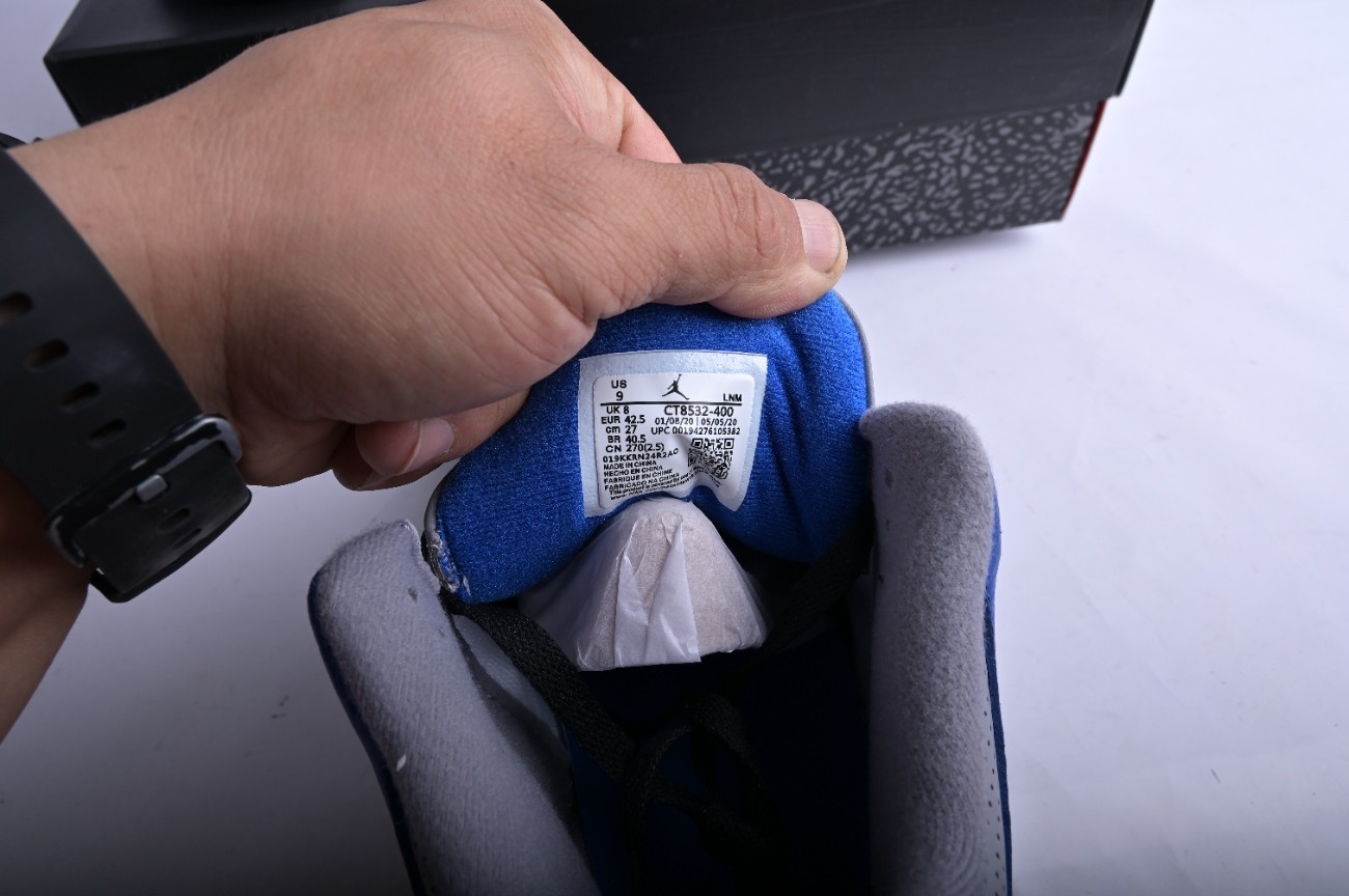 Jordan 3 Retro Varsity Royal Cement CT8532-400