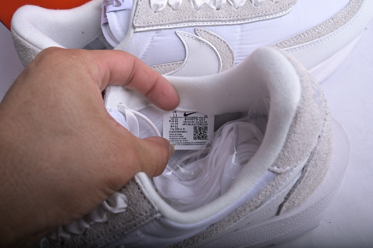 Nike LD Waffle sacai White Nylon BV0073-101