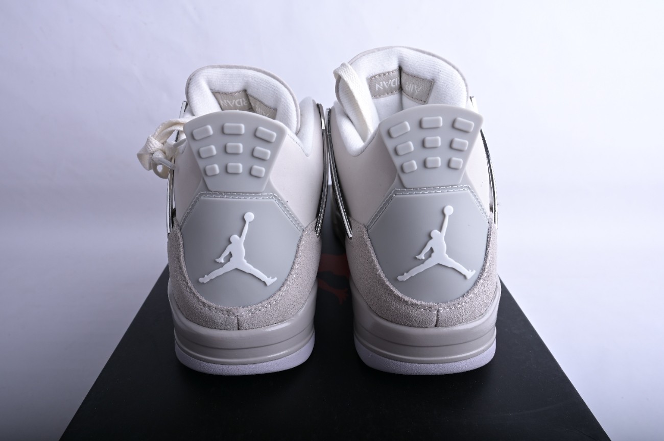 Jordan 4 Retro Frozen Moments (W) AQ9129-001