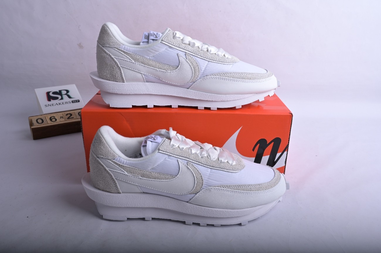 Nike LD Waffle sacai White Nylon BV0073-101