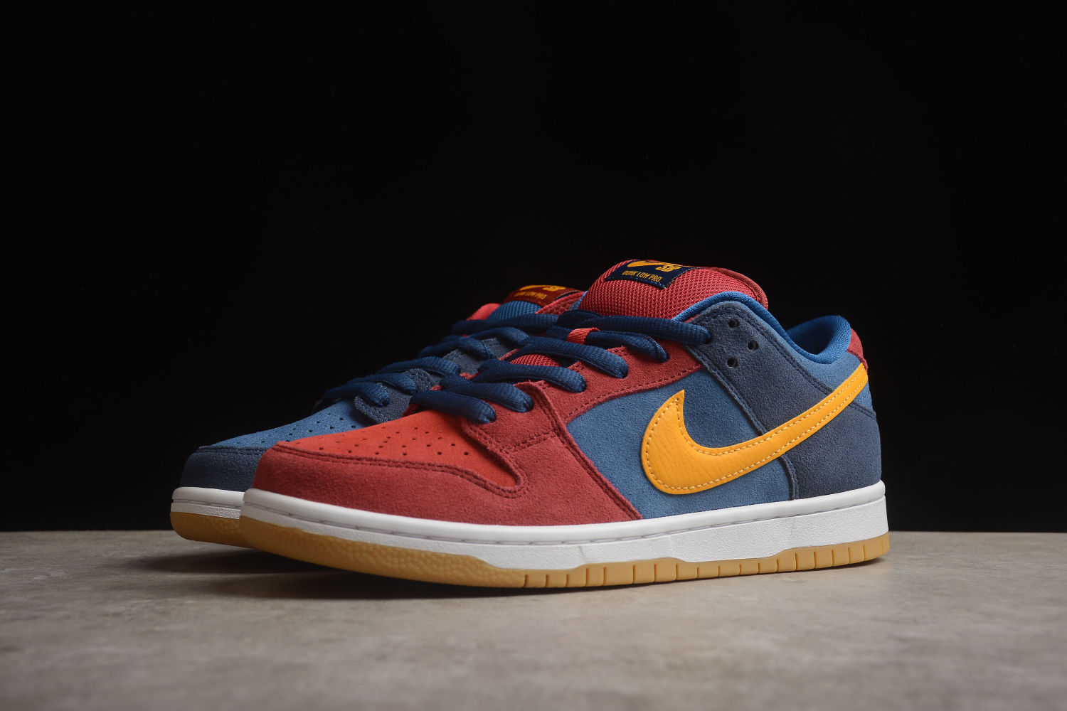 Nike SB Dunk Low Barcelona DJ0606-400
