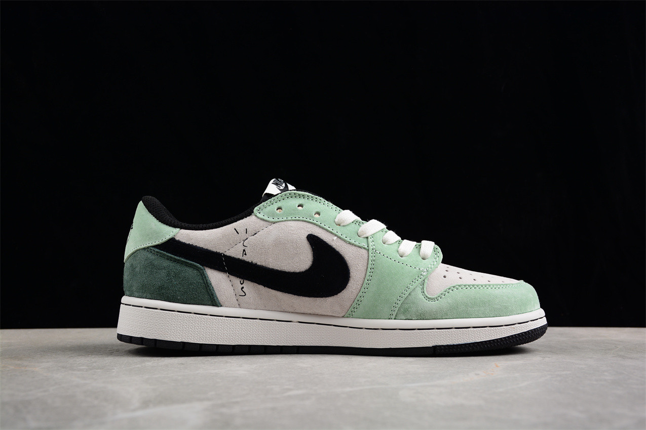 Travis Scott x Air Jordan 1 Low OG DM7866-813
