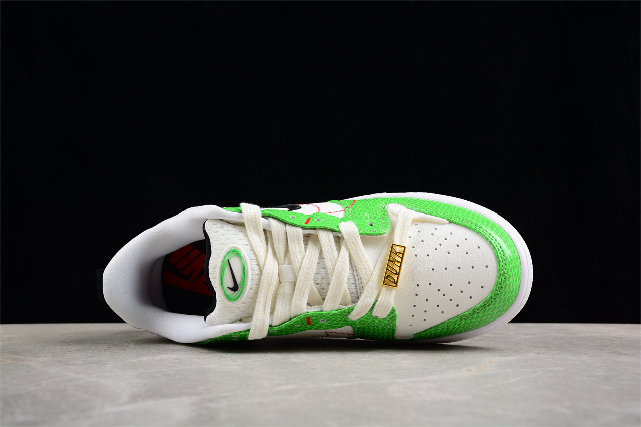 Nike Dunk Low Disrupt 2 Just Do It Snakeskin Green (W) DV1491-101