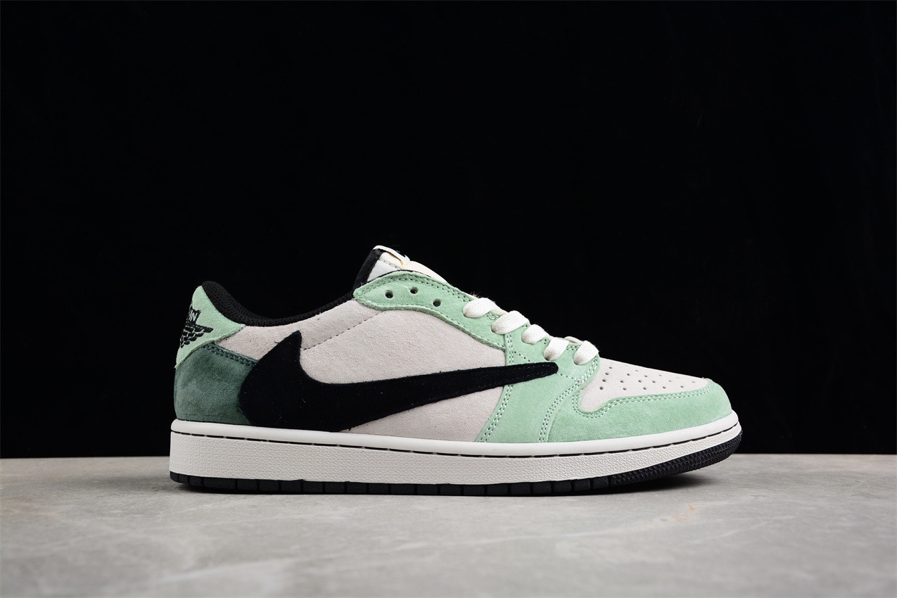 Travis Scott x Air Jordan 1 Low OG DM7866-813