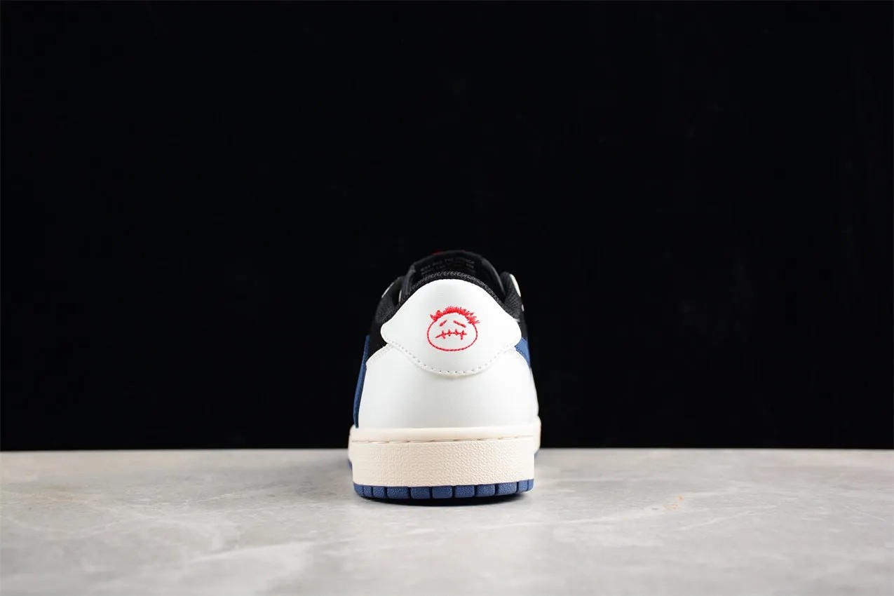 Travis Scott x Air Jordan 1 Low OG DM7866-040