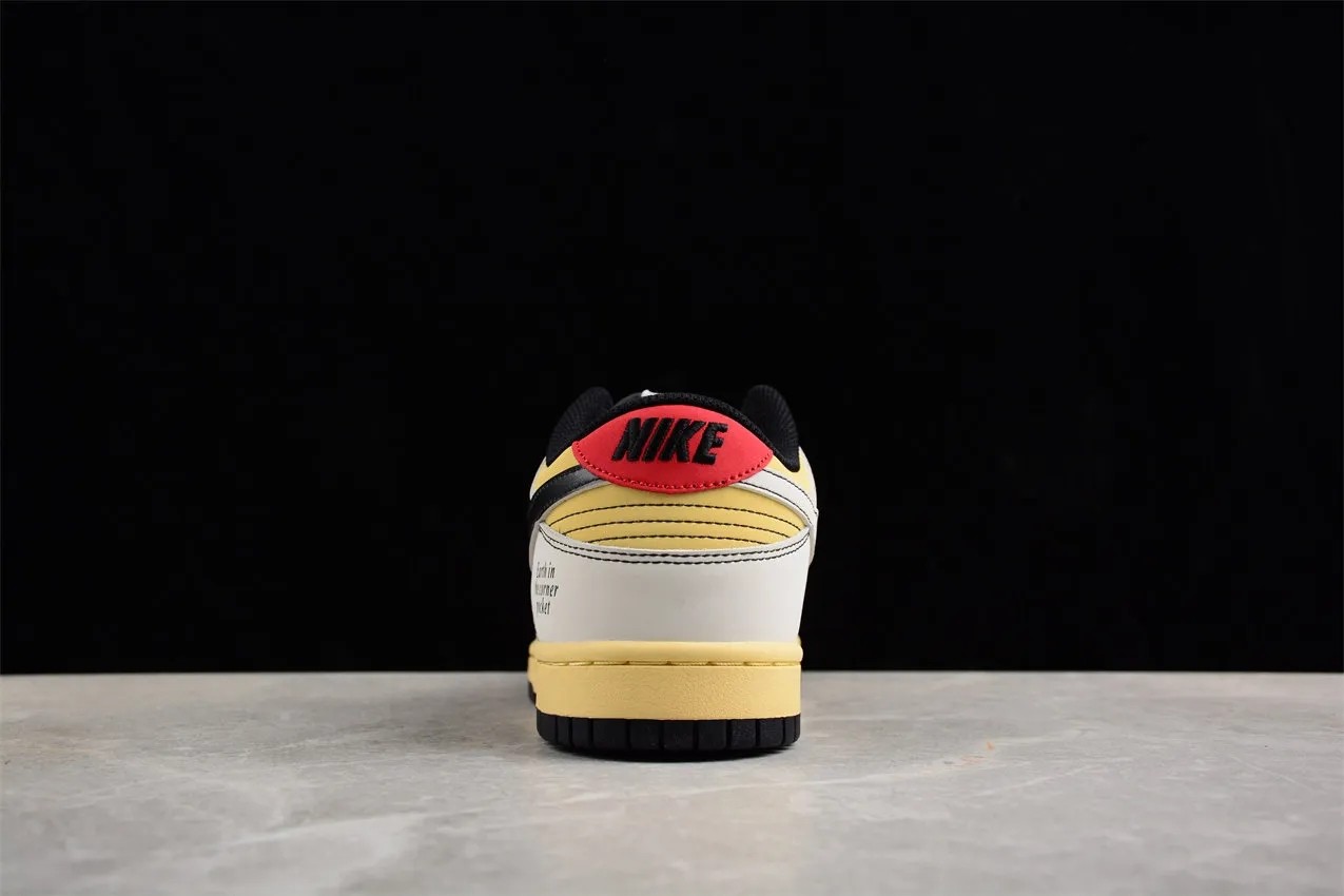 Nike SB Dunk Low Stussy ST6636-002