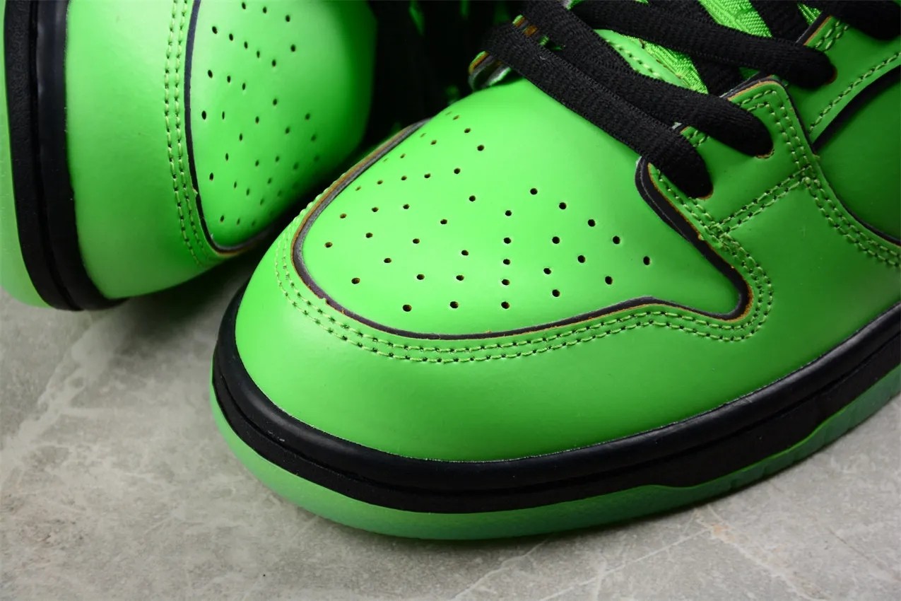 The Powerpuff Girls x Nike SB Dunk Low FZ8319-300