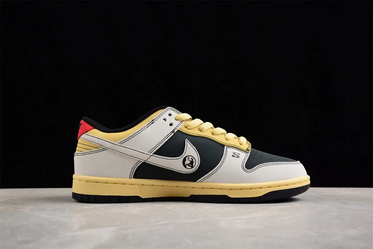 Nike SB Dunk Low Stussy ST6636-002