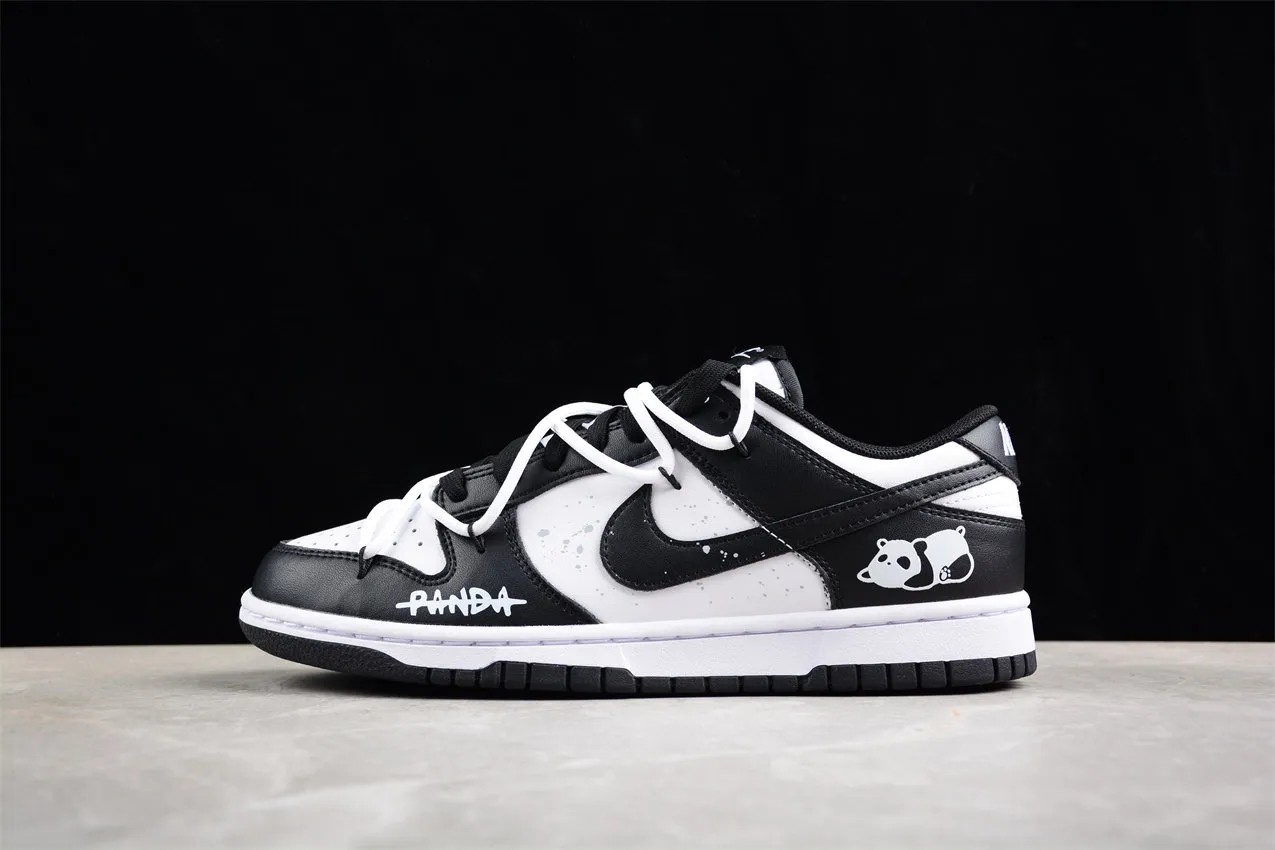 Nike SB Dunk Low Panda CW1590-100