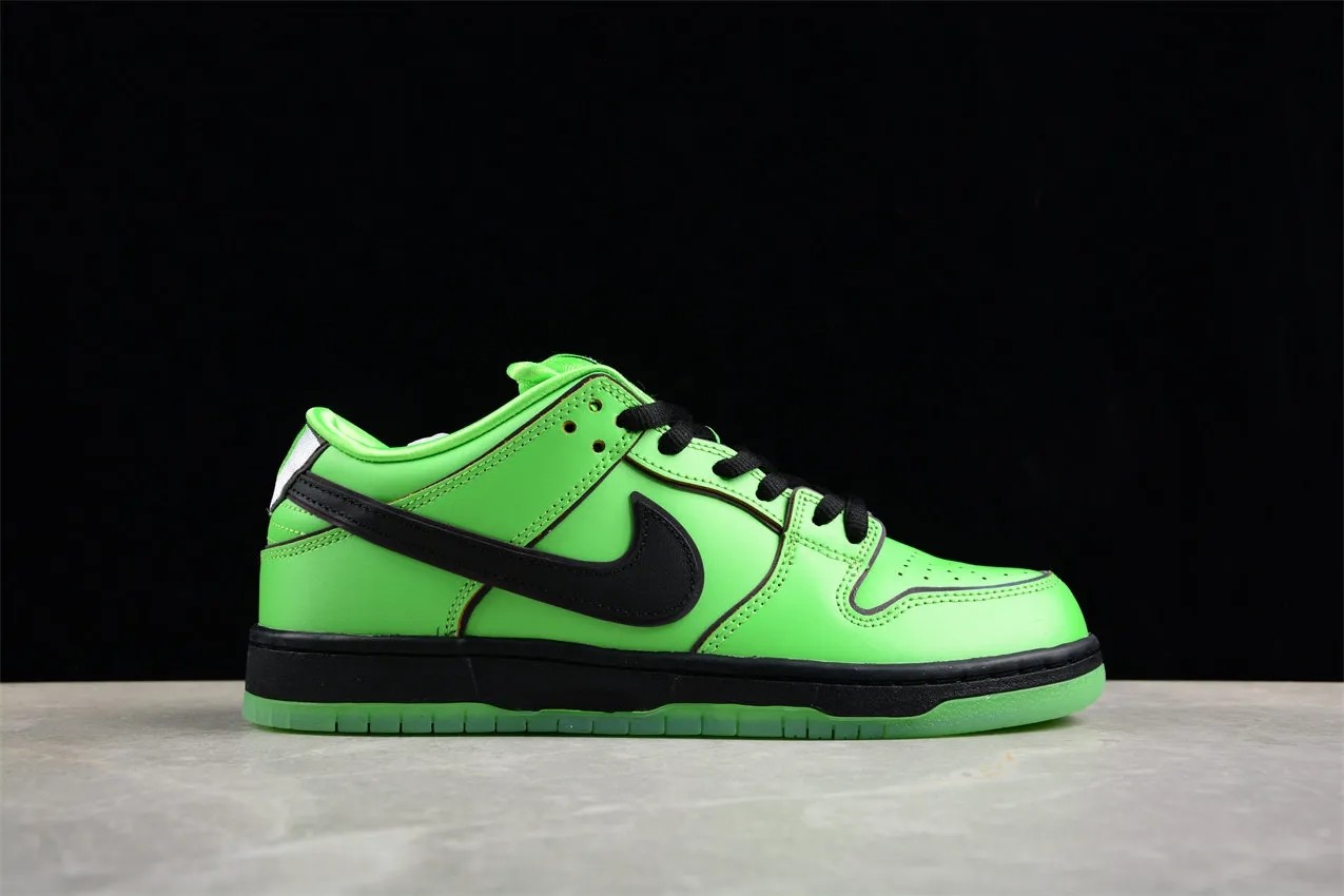 The Powerpuff Girls x Nike SB Dunk Low FZ8319-300