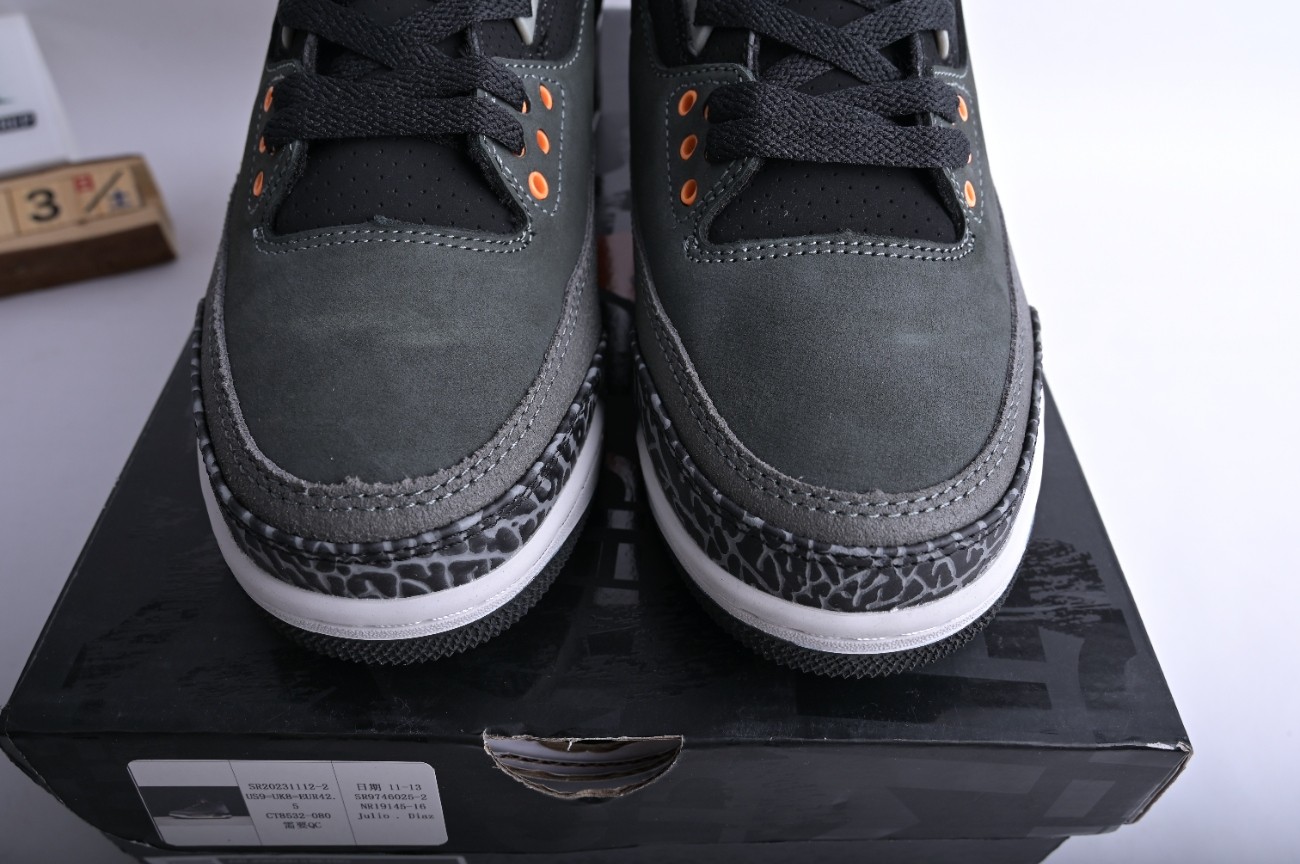 Air Jordan 3 Retro  Fear   CT8532-080