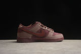 Nk SB Dunk Low Premium  Valentine's Day  FN0619-600