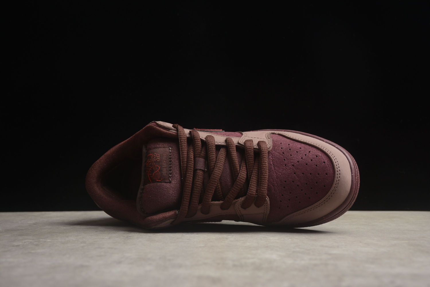 Nk SB Dunk Low Premium  Valentine