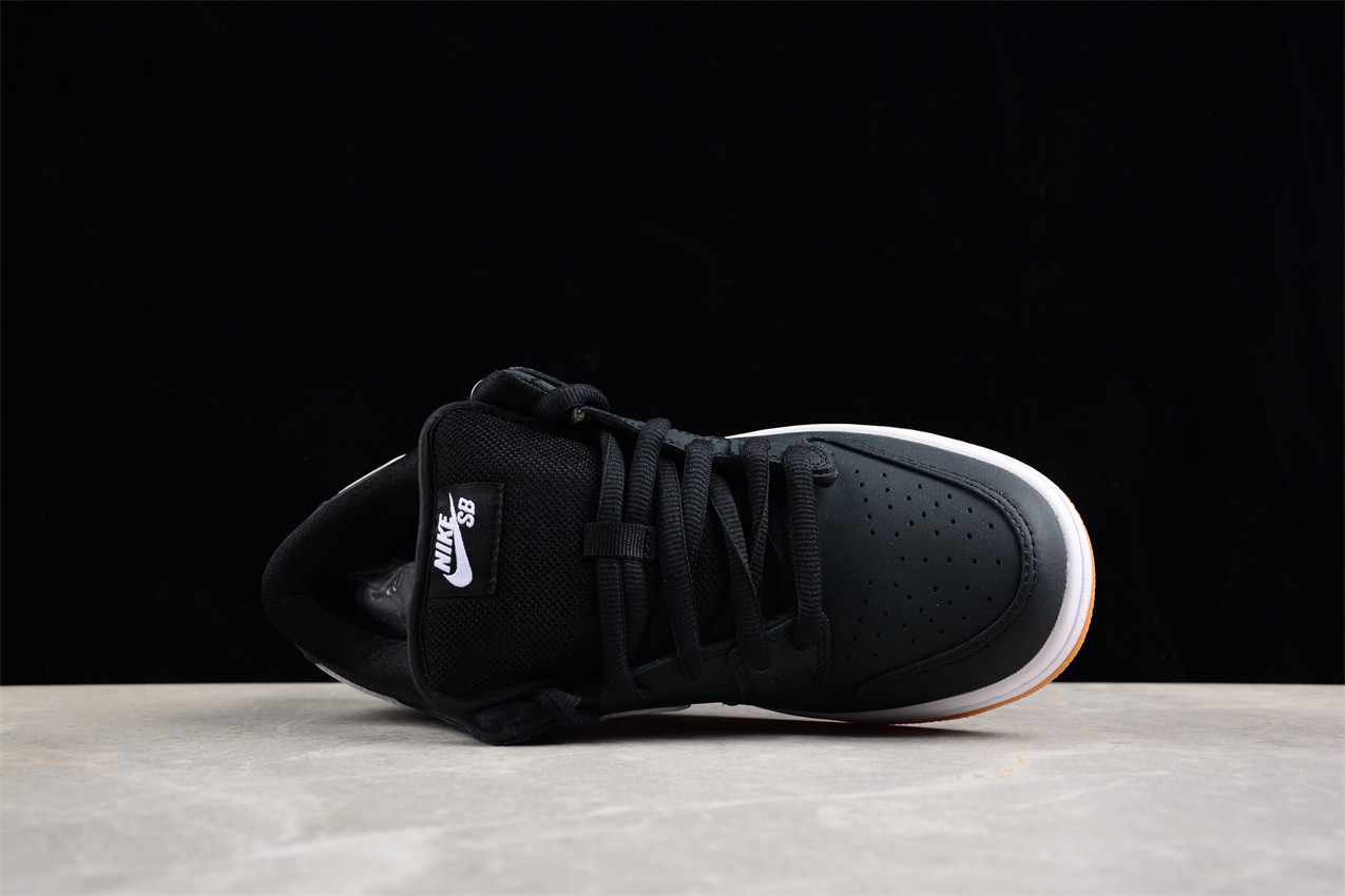 Nike SB Dunk Low Pro Black Gum CD2563-006
