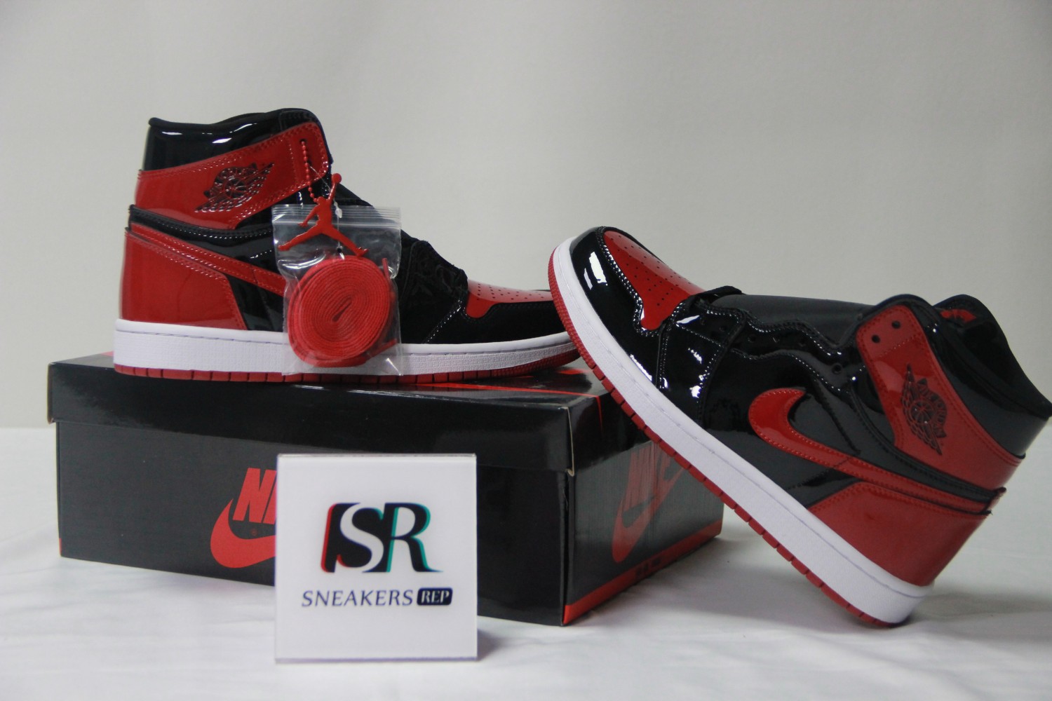 Jordan 1 Retro High OG Patent Bred 555088-063