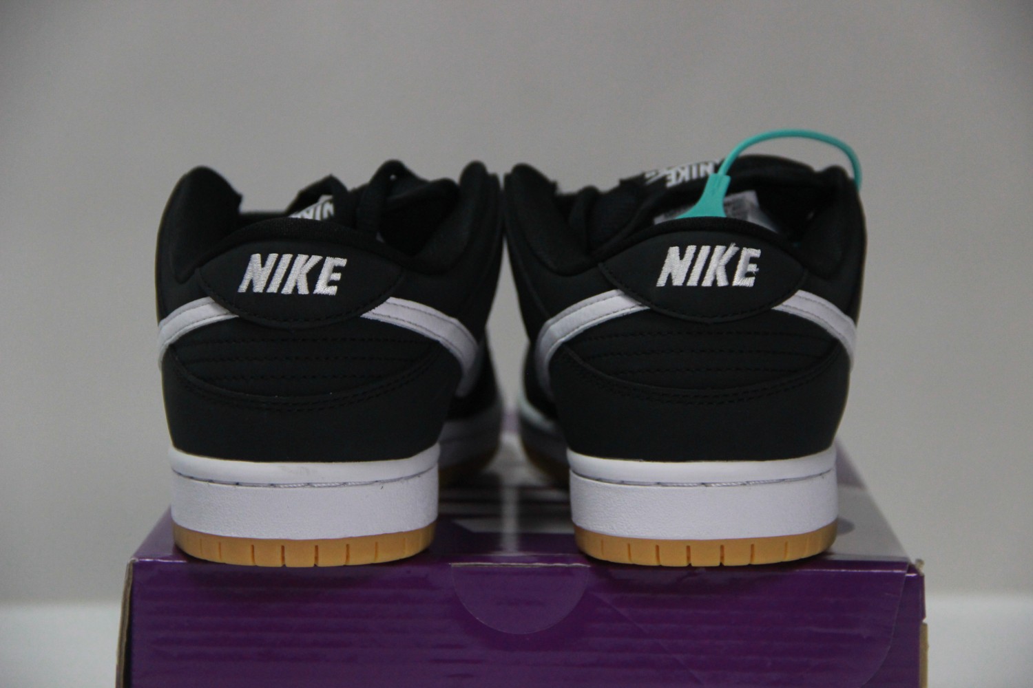 Nike SB Dunk Low Pro Black Gum CD2563-006