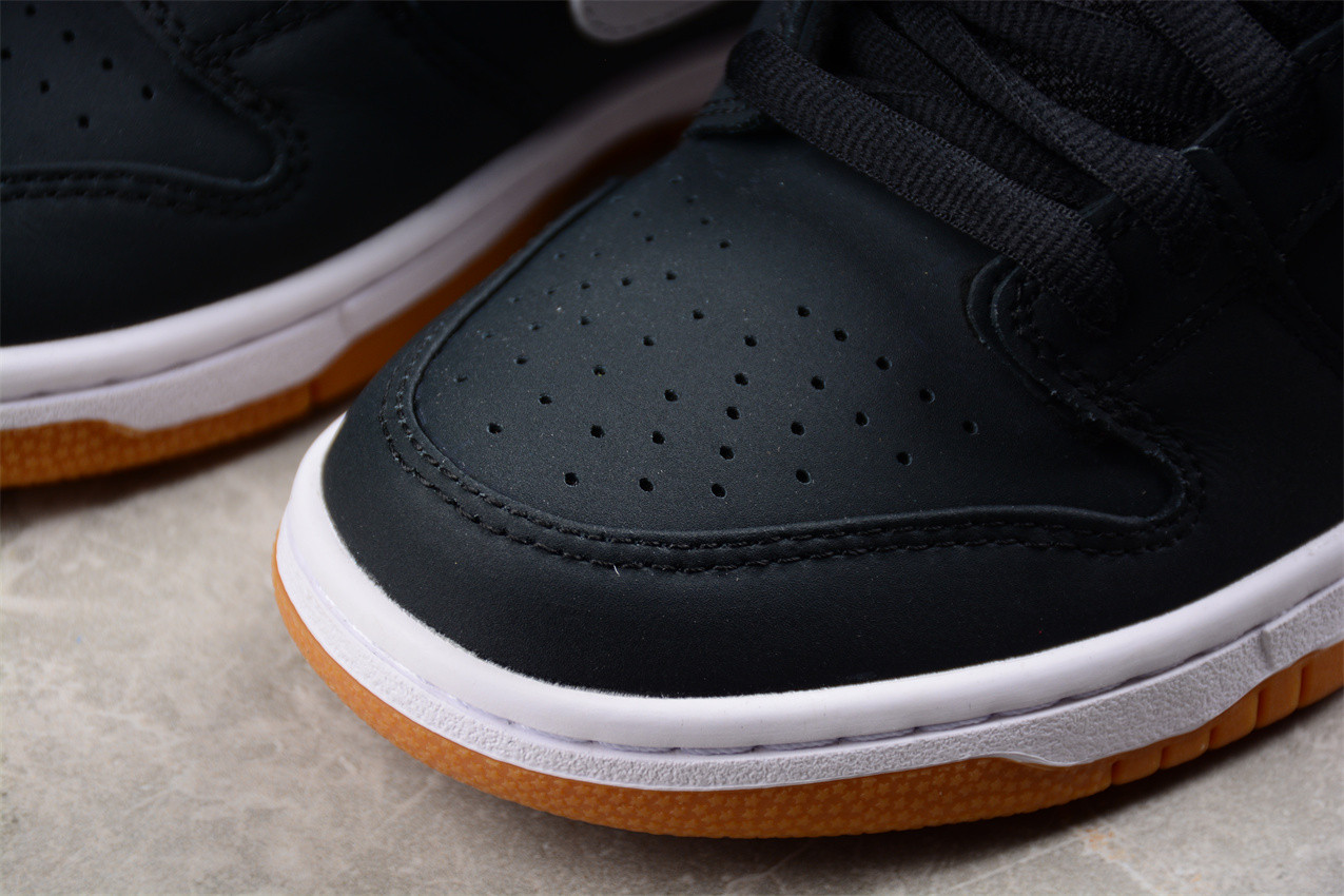 Nike SB Dunk Low Pro Black Gum CD2563-006