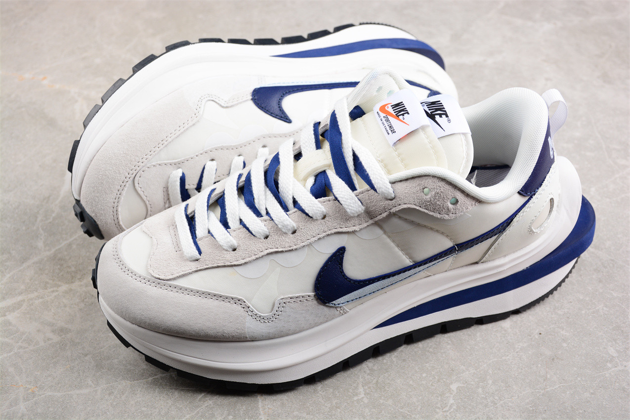 Sacai x Nike Vapor Waffle 3.0 DD1875-109