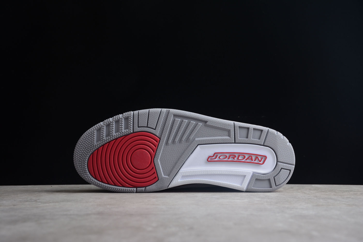 Jordan 3 Retro Cardinal Red CT8532 126