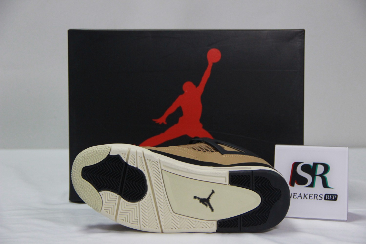 Jordan 4 Retro Fossil AQ9129-200