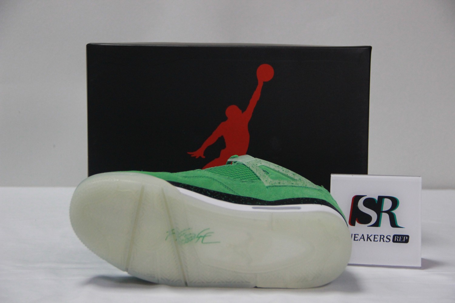Air Jordan 4 PE AJ4-904284