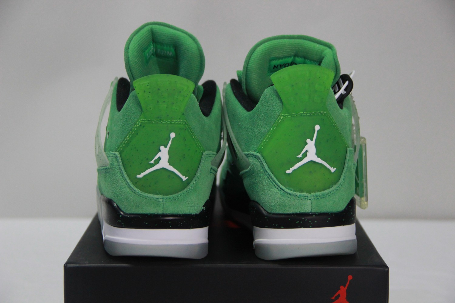 Air Jordan 4 PE AJ4-904284