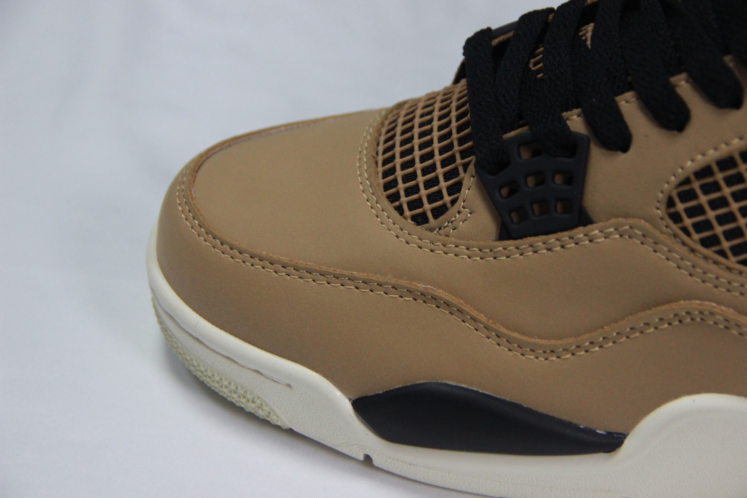 Jordan 4 Retro Fossil AQ9129-200