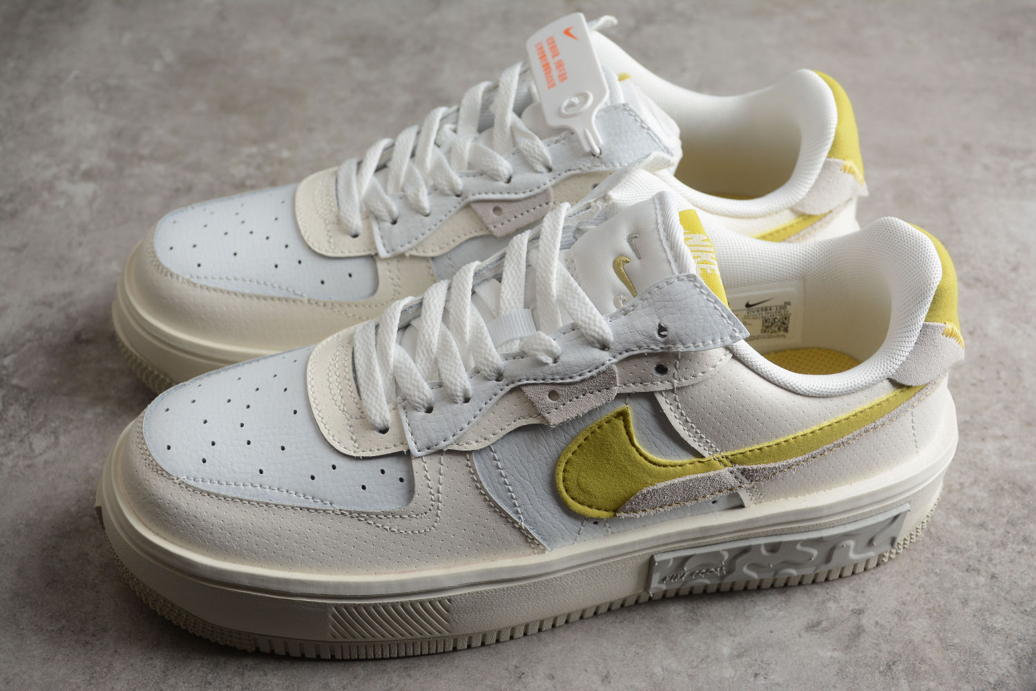 Nike Air Force 1