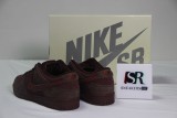 Nk SB Dunk Low Premium  Valentine's Day  FN0619-600