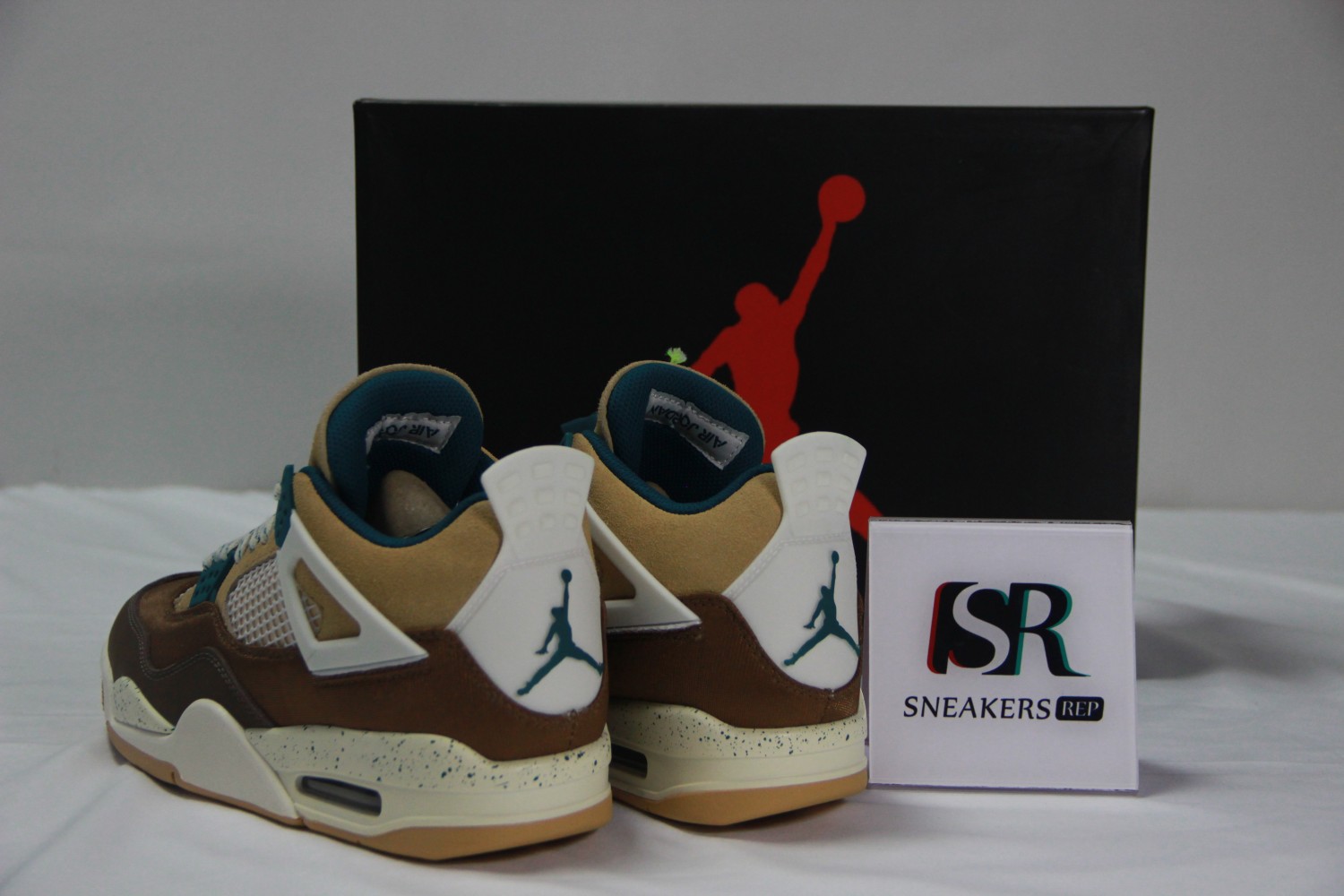 Air Jordan 4 Retro GS 