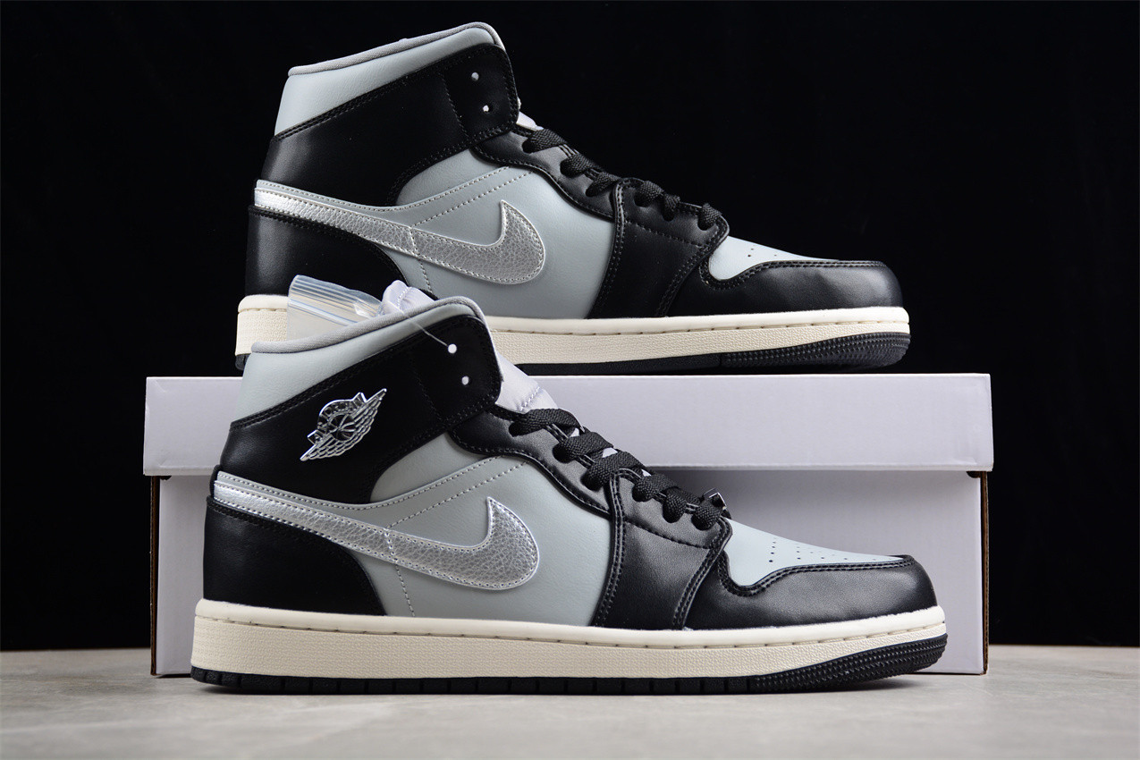 Air Jordan 1 Mid SE Black Chrome FB9892-002