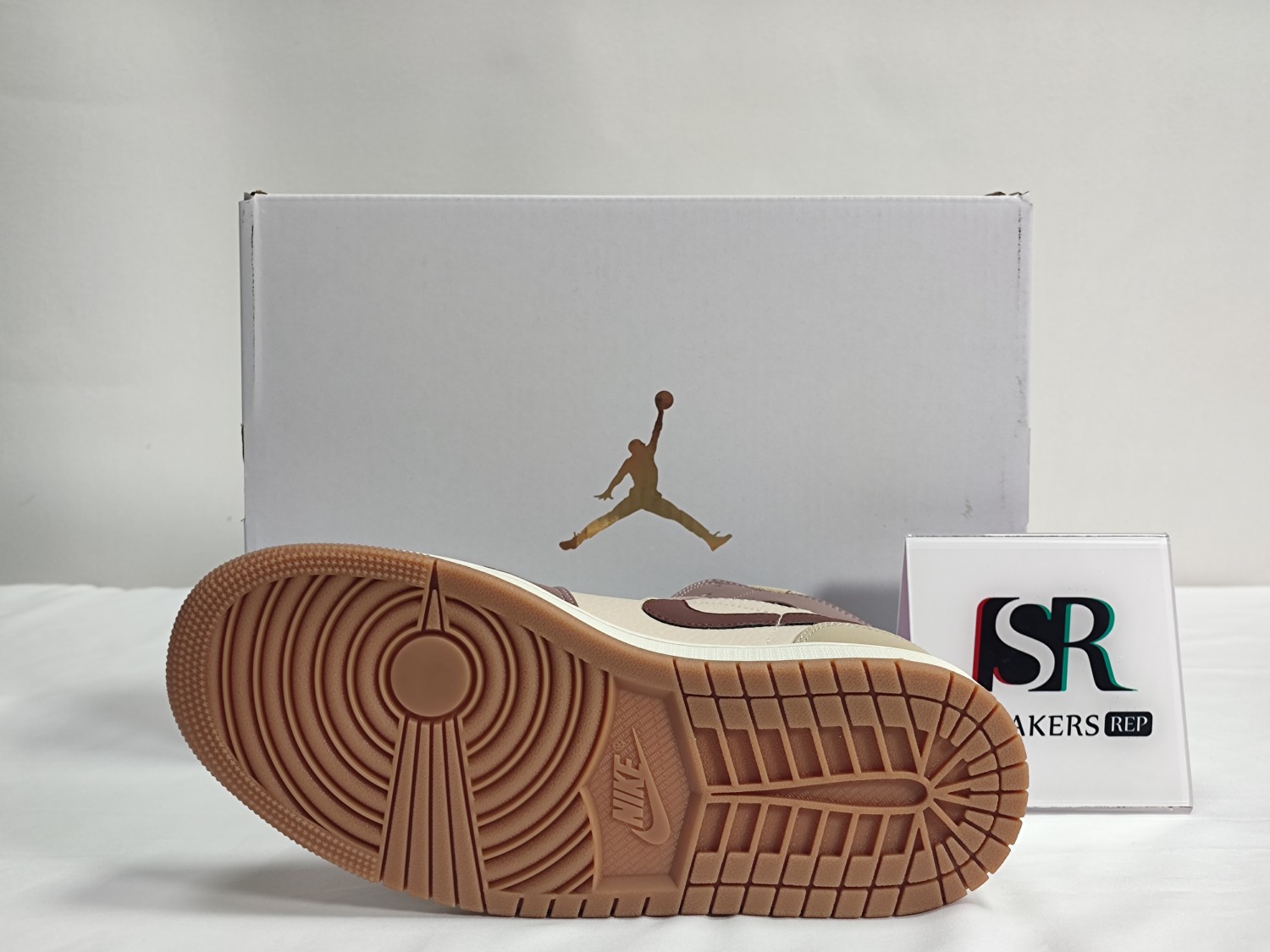 Jordan 1 Mid SE Dark Pony Smoky Mauve (W) DO7440-821