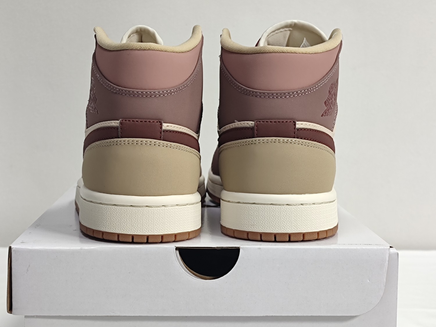 Jordan 1 Mid SE Dark Pony Smoky Mauve (W) DO7440-821