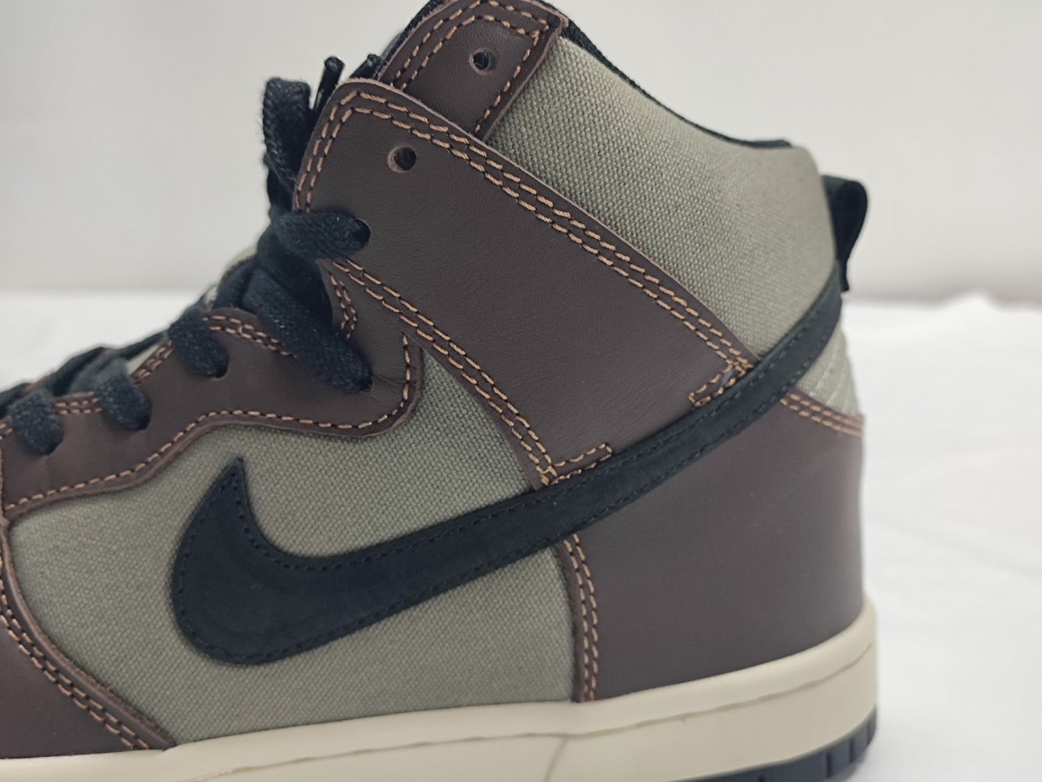 Nike SB Dunk High Baroque Brown BQ6862-201
