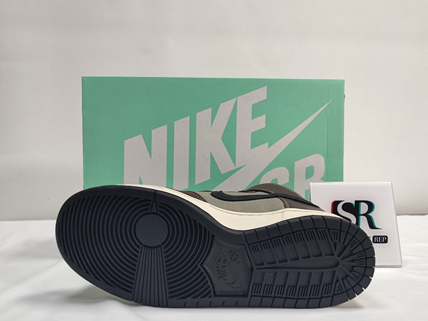 Nike SB Dunk High Baroque Brown BQ6862-201